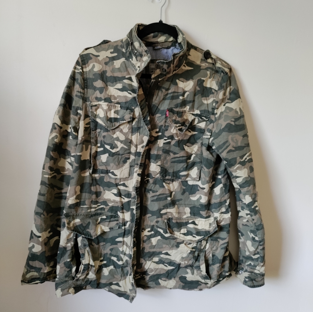 Levi's Camo Jacket - image 1